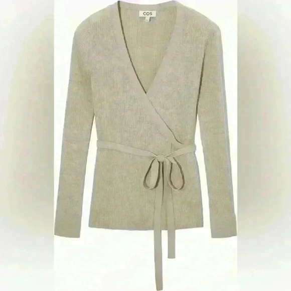 COS Belt Cardigan 💯 Wool NWT Size L - Picture 9 of 12